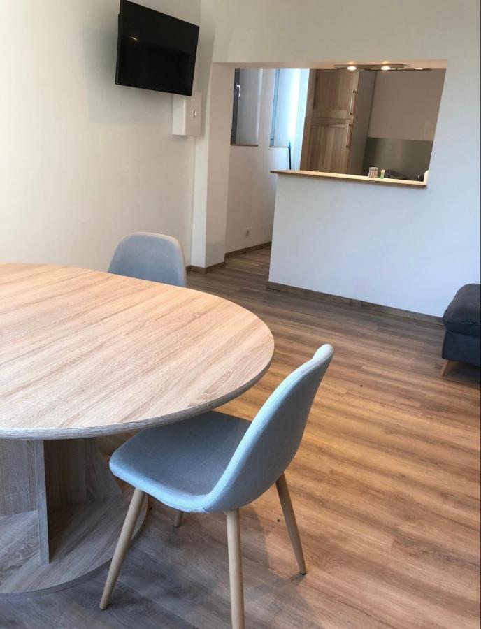 Residence Harmonie Appartement N 4 Meuble Avec Petit Dejeuner Neris-les-Bains Exterior photo